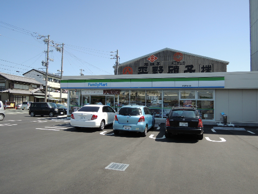 コンビニ　ファミリーマート 浜松有玉北店（コンビニ）まで495m