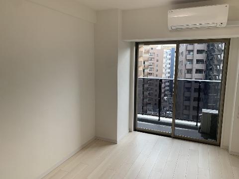 居室・リビング　室内