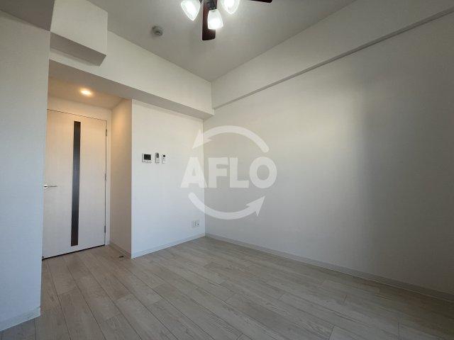 居室・リビング　Luxe東三国west　リビング