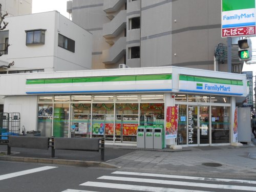 コンビニ　ファミリーマート 新栄一丁目店（コンビニ）まで794m