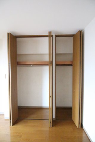 収納　ジャルダンド駒込302 北区中里2