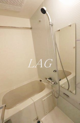 バス・シャワールーム　お風呂です。