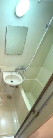 バス・シャワールーム　別号室参照画像