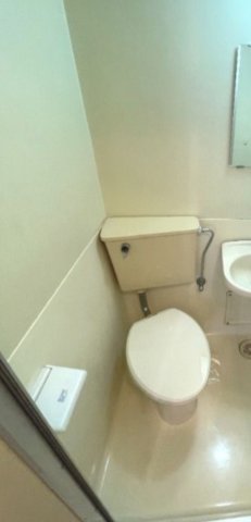 トイレ　別号室参照画像