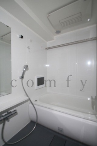 バス・シャワールーム　バスルーム