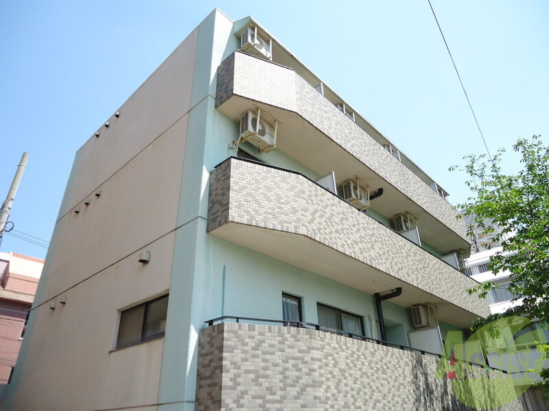 建物外観　可愛い外観ですね。