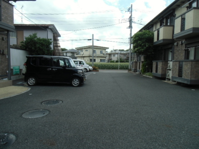 駐車場　駐車場