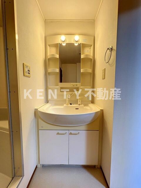 洗面設備　忙しい朝には欠かせない洗面所です