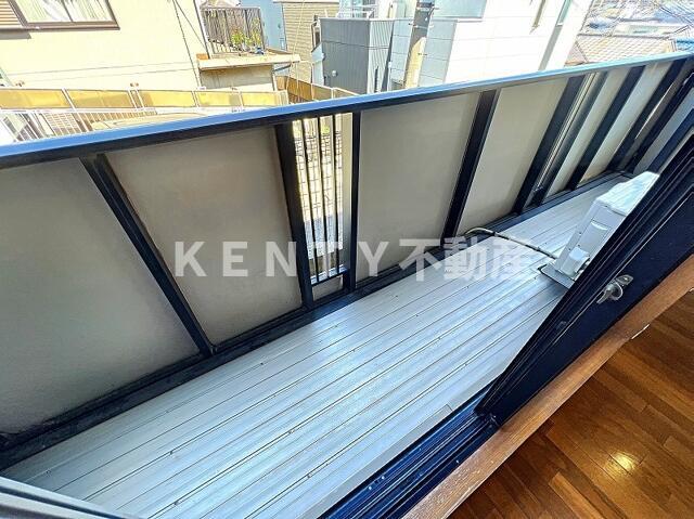 バルコニー　広々としたバルコニーです