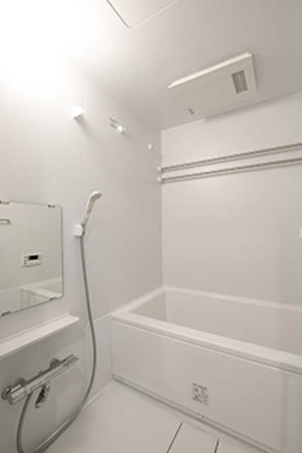 バス・シャワールーム　※写真は同タイプ住戸です。