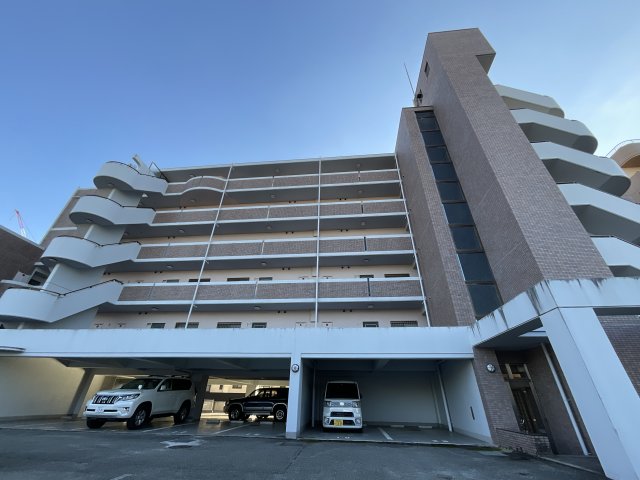 建物外観　おしゃれな外観です♪