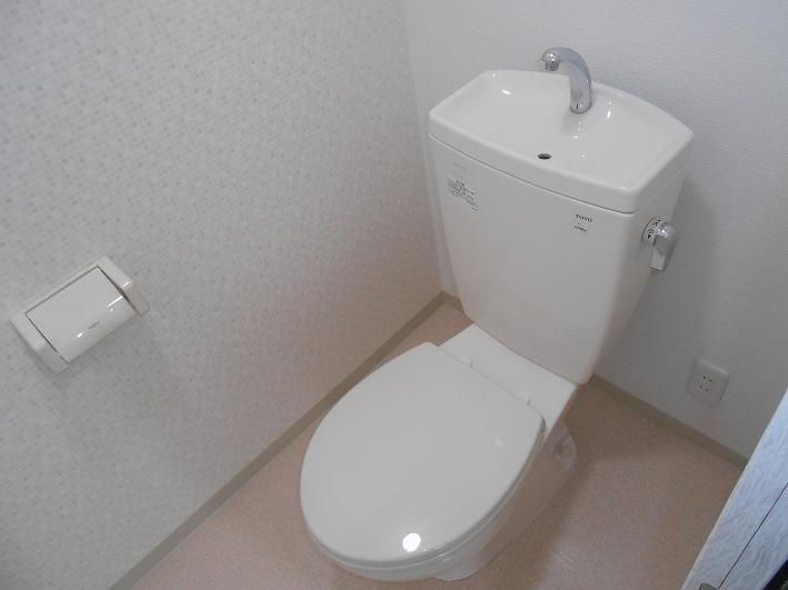 トイレ　トイレもきれいです