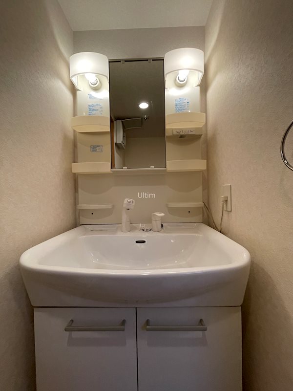 洗面設備　別部屋のお写真です。ご参考までに！