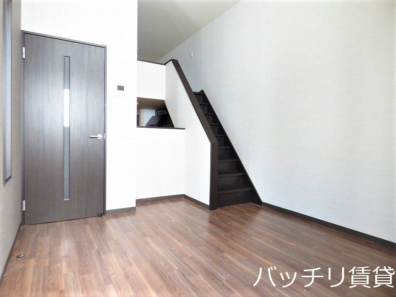 バルコニー　同型タイプの為、現状を優先いたします