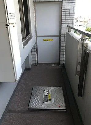 バルコニー　バルコニー