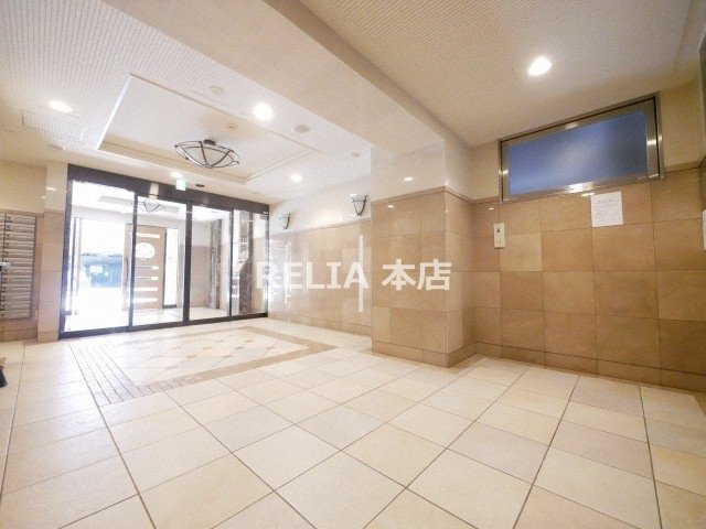 ロビー　★ ★ 口コミ２００件以上　評価４.９のお店 ★ ★