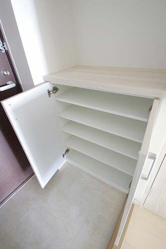 その他　類似室内