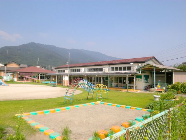 幼稚園・保育園　片山保育園（幼稚園・保育園）まで480m