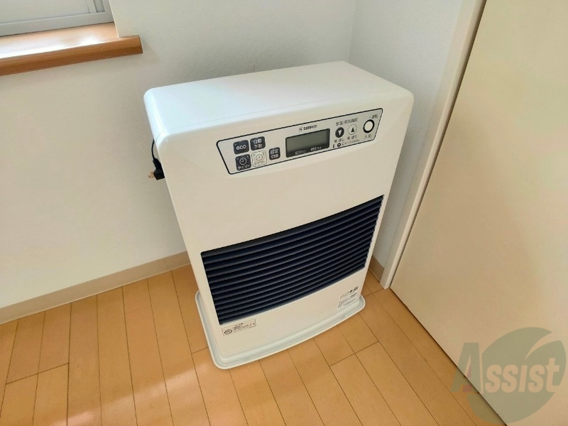 その他設備　灯油暖房がついており、寒い日も安心です！