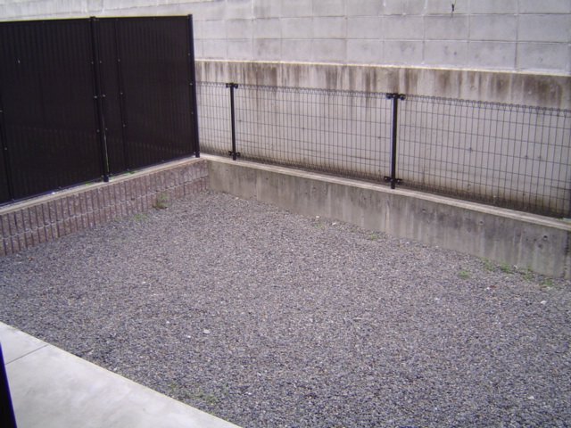 庭　専用庭