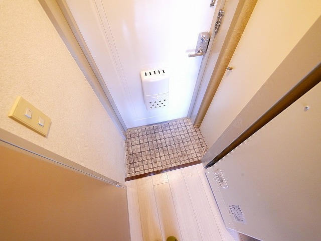 玄関　シンプルで使いやすい玄関です