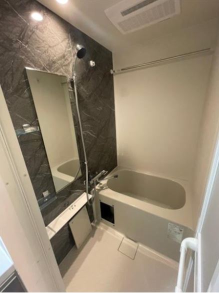 バス・シャワールーム　他のお部屋の参考写真となります。