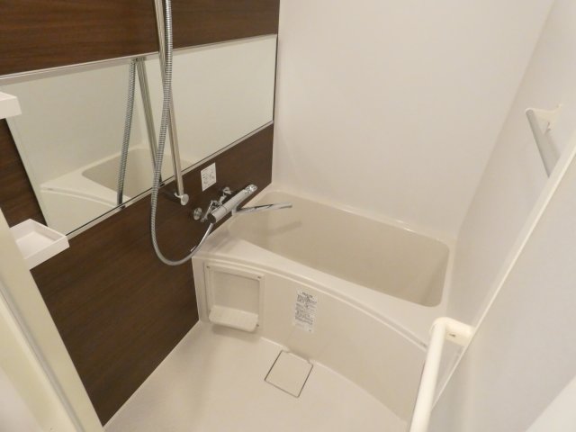 バス・シャワールーム　バス※別部屋参考写真