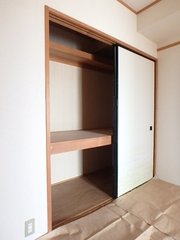 収納　図面と現状に相違がある場合には現状を優先