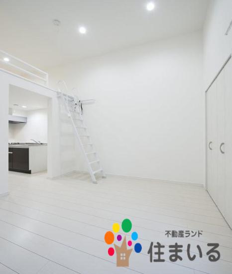 ショッピングセンター　西松屋名古屋なるぱーく店（ショッピングセンター）まで852m