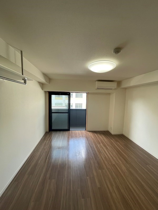 居室・リビング　※同タイプの他のお部屋です