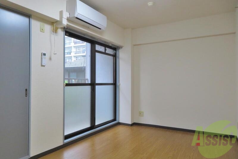 その他部屋・スペース　寝室は、リビングと同じお部屋になります。