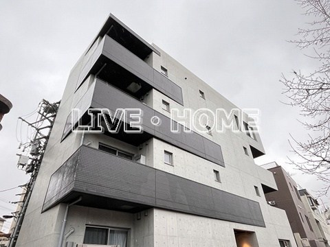 1LDK Mansion in Shinjuku, Tokyo - Image 1