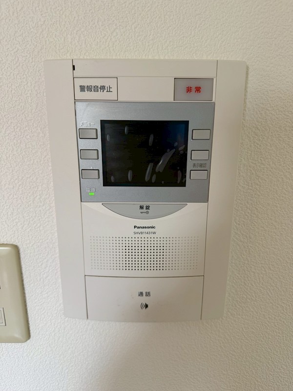セキュリティ　来訪者をカメラで確認できるので女性にも安心です