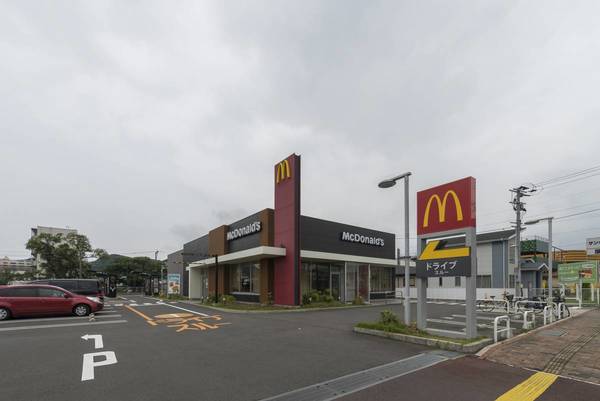 飲食店　マクドナルド佐世保早岐店（飲食店）まで398m