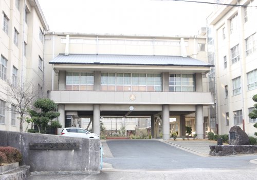中学校　橿原市立光陽中学校（中学校）まで3001m