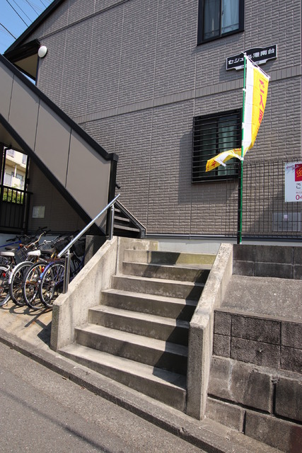 エントランス　敷地内入口