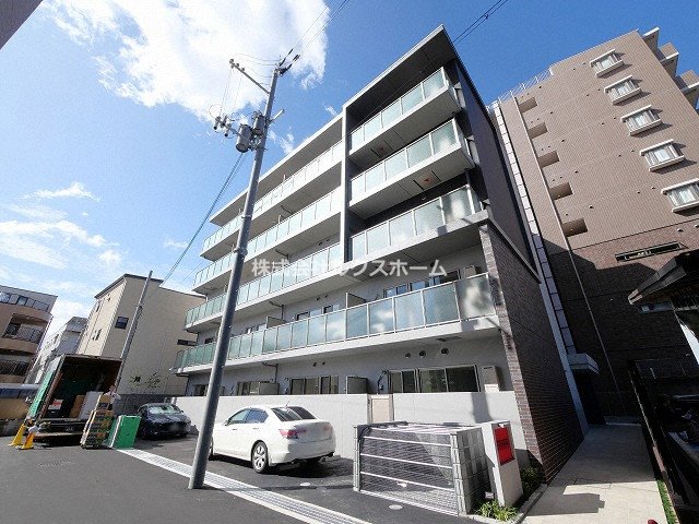 建物外観　外観は落ち着いています