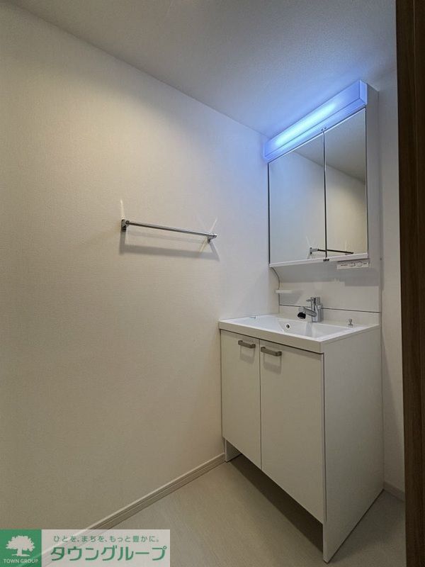洗面設備　※別号室参考写真です