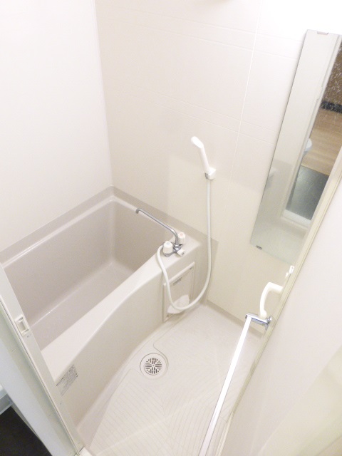 バス・シャワールーム　バス※別部屋参考写真