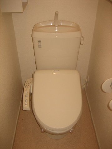 トイレ　落ち着いたトイレです