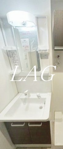 洗面設備　独立洗面台です。（同仕様設備です）