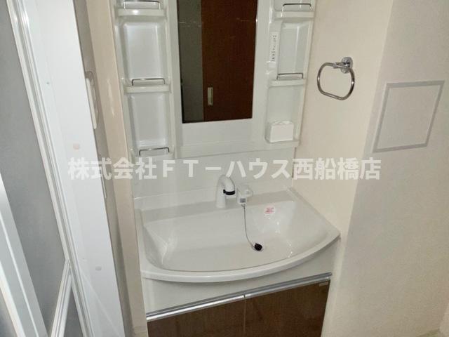 洗面設備　洗髪洗面化粧台