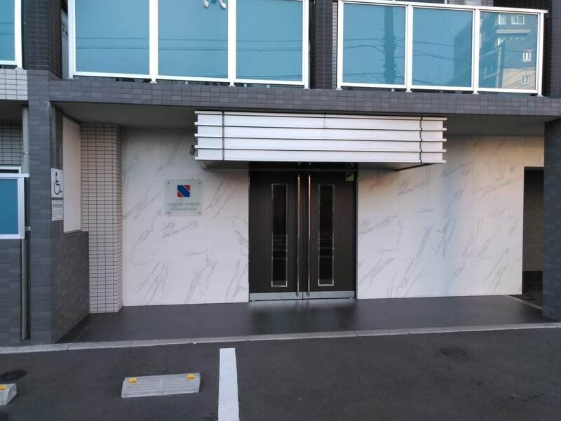 エントランス　エントランス