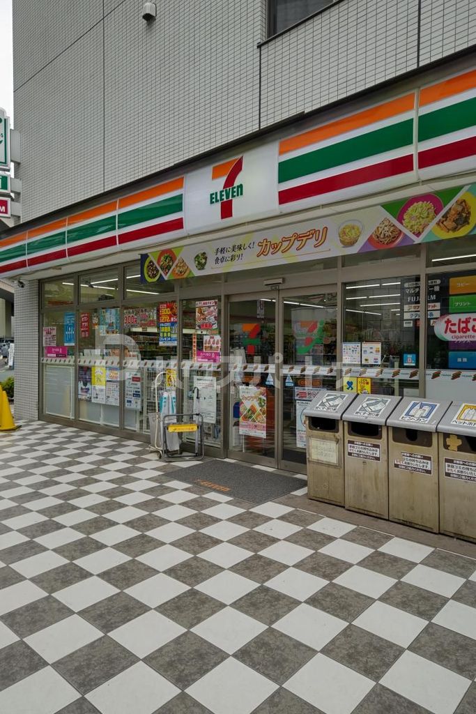 コンビニ　セブンイレブン板橋2丁目店（コンビニ）まで90m