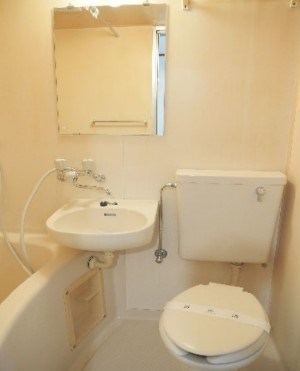 バス・シャワールーム　※別部屋写真参照