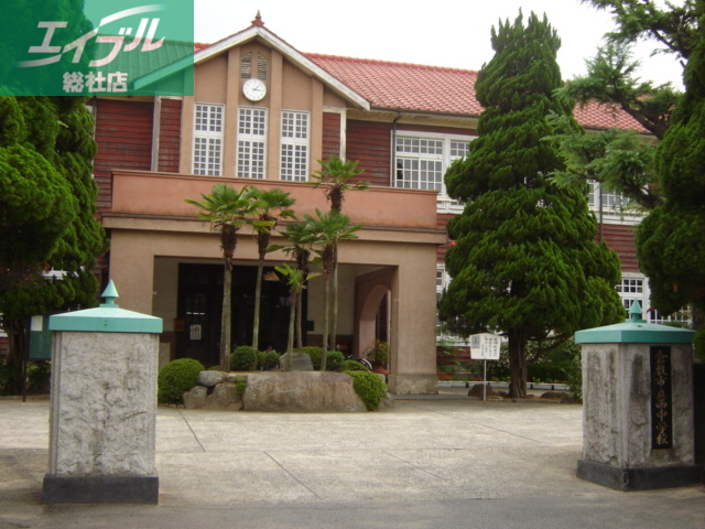 中学校　倉敷西中学校（中学校）まで800m