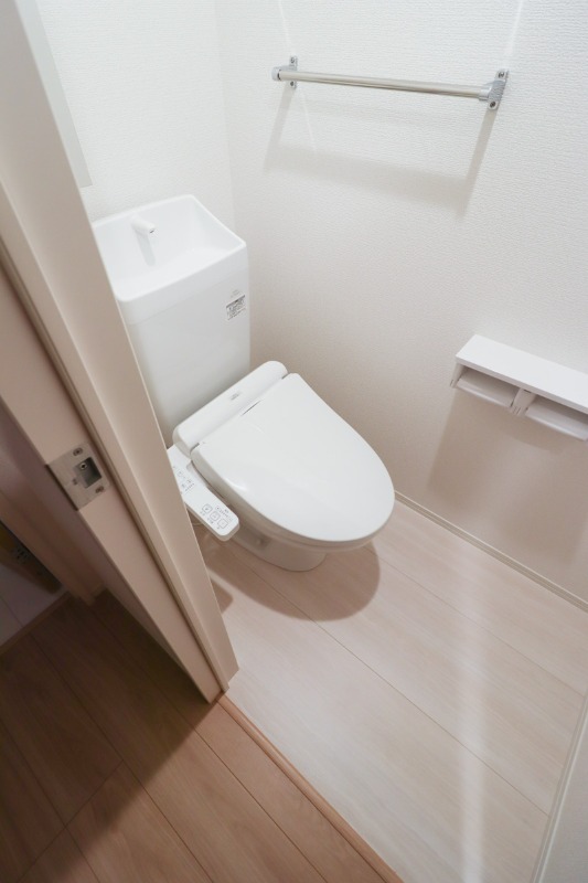 トイレ　図面と現状に相違がある場合には現状を優先