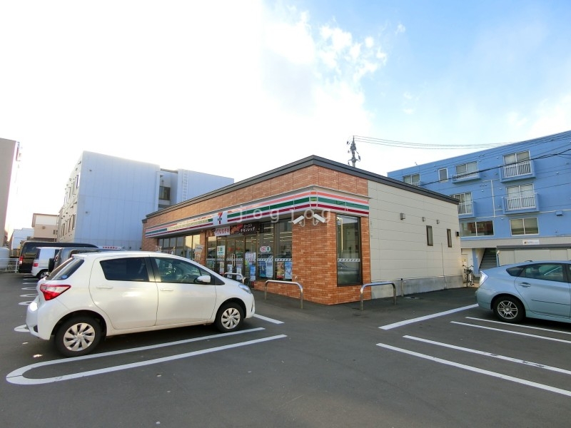 コンビニ　セブンイレブン札幌栄通7丁目店（コンビニ）まで442m