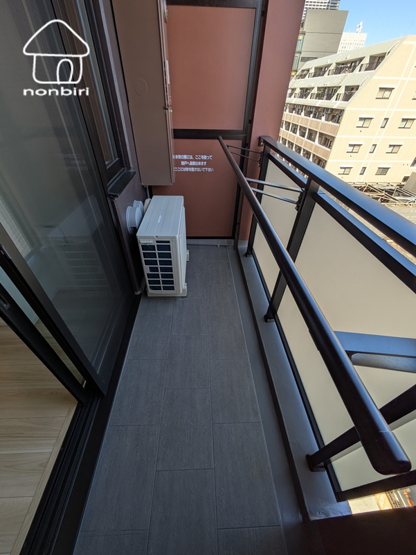 バルコニー　普通のバルコニーです