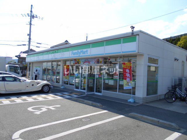 コンビニ　ファミリーマート 郡山小泉口店（コンビニ）まで756m